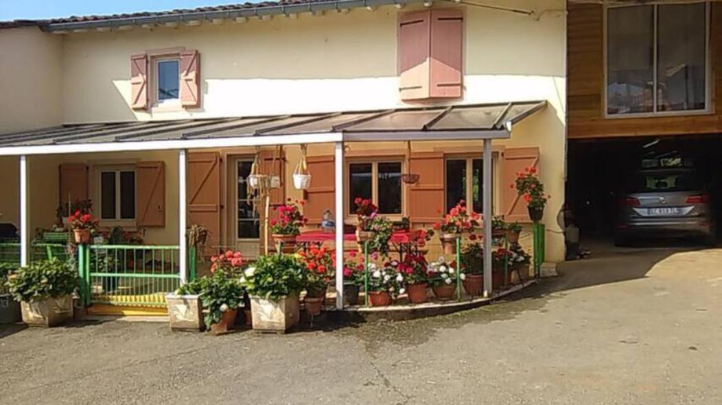 Gite A La Ferme Montesquieu-Avantes Zewnętrze zdjęcie